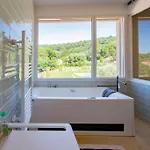 Les Tarentes : Pool And Sea View Villa