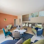 Les Tarentes : Pool And Sea View Villa Ollioules