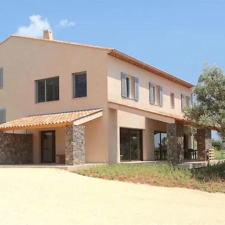 Villa Les Tarentes : Pool And Sea View